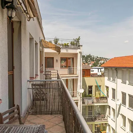 شقة Castle View With Free Parking