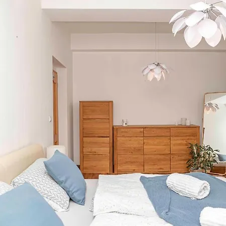 شقة Castle View With Free Parking