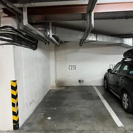 شقة Castle View With Free Parking